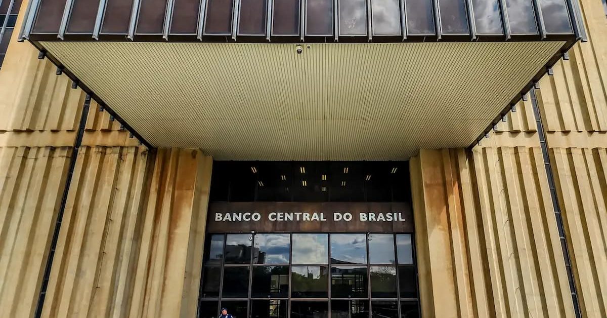 Projeção do Focus para crescimento do PIB de 2025 recua de 2,21% para 2,18%