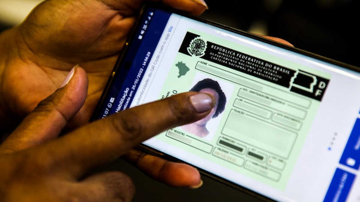 CNH sem autoescola? Governo estuda acabar com exigência de aulas para carteira de habilitação