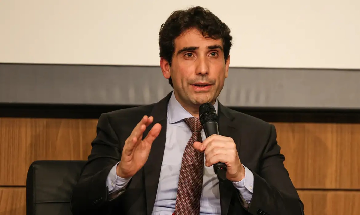 Galípolo: BC tem apoio unânime do setor financeiro para combater crime organizado no SFN