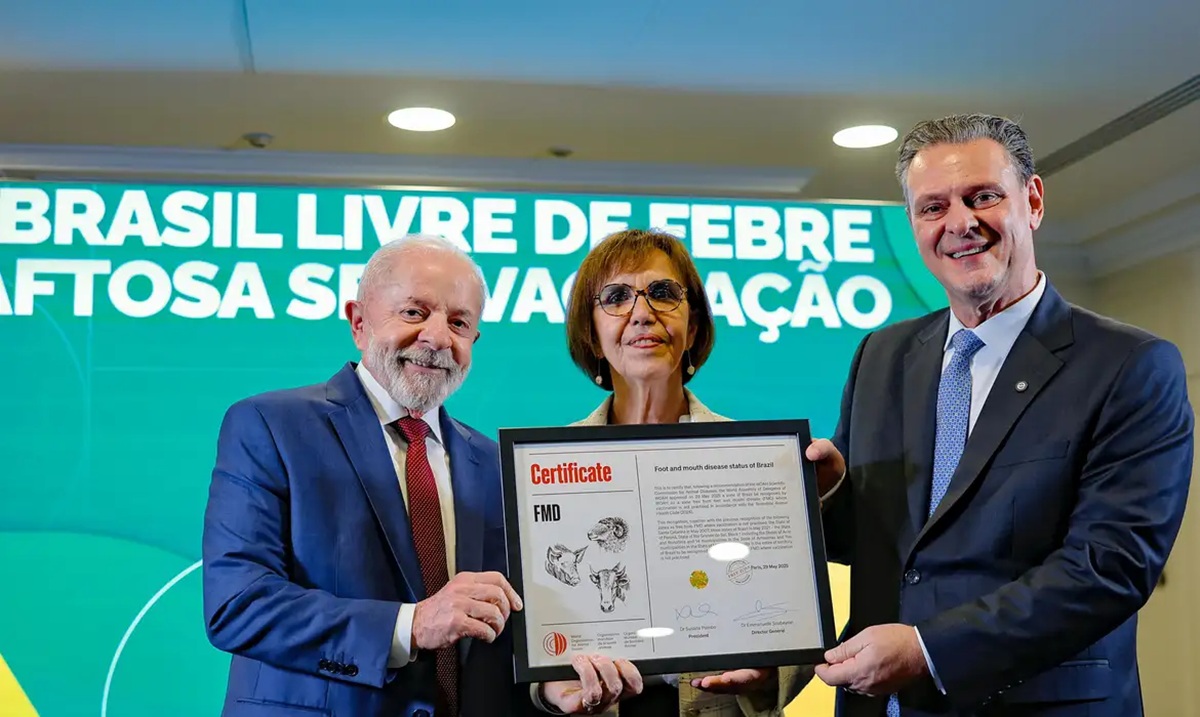 Lula recebe da OMSA certificado de Brasil livre de febre aftosa sem vacinação