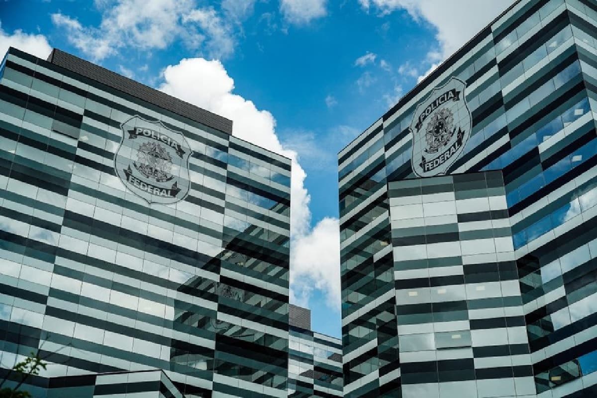 Inscrições para concurso da Polícia Federal são prorrogadas até a próxima terça-feira (17)
