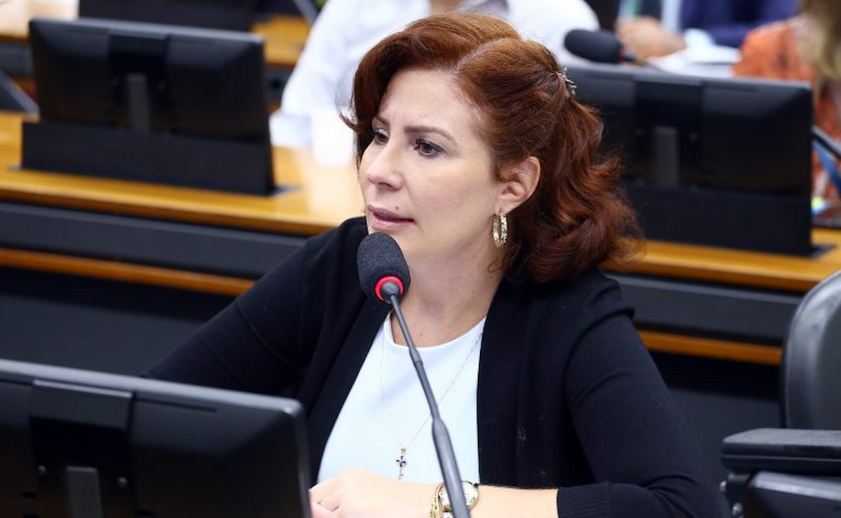 Justiça da Itália mantém Zambelli presa