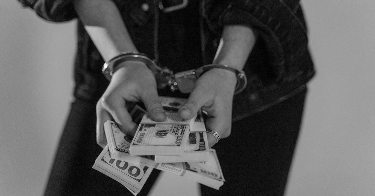 Saiba quais são as dez fraudes mais comuns nas empresas e aprenda a identificá-las