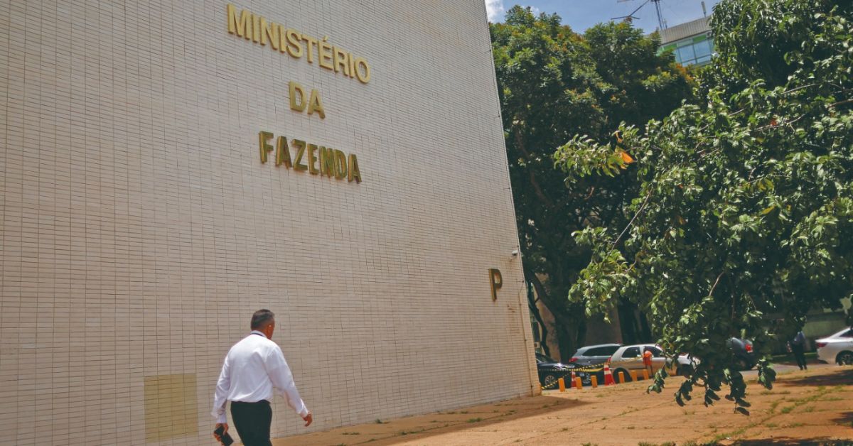 País vai registrar déficit primário de R$ 74,7 bilhões, aponta Prisma