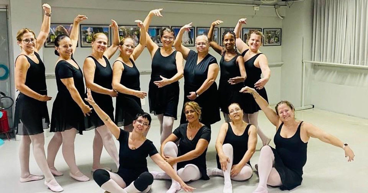 Bailarinas 50+ vão dançar no Teatro Feluma