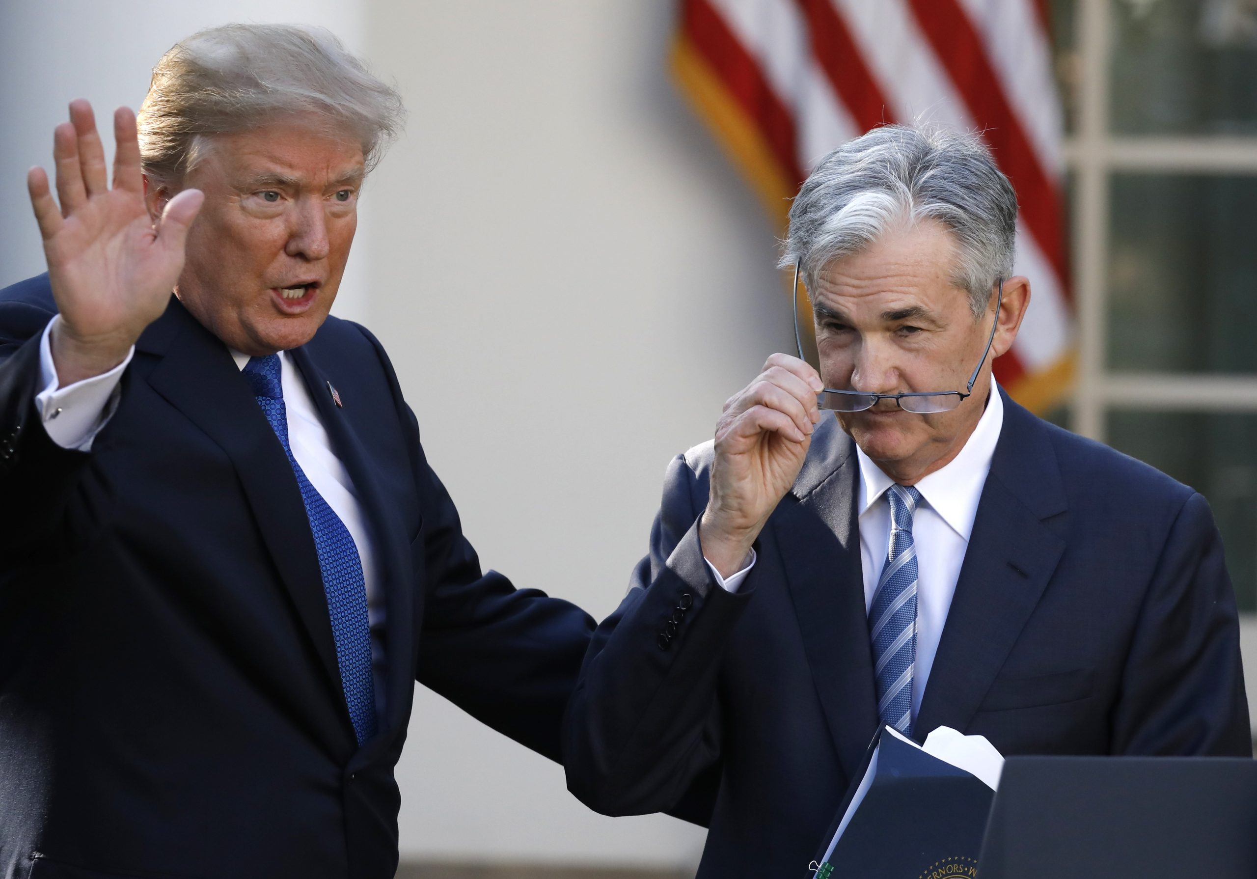 Trump poderia demitir legalmente o chefe do Fed, Jerome Powell?