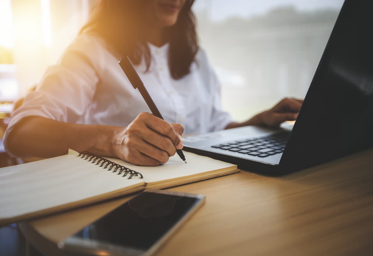 Programa oferece cursos gratuitos para jovens em todo o Brasil