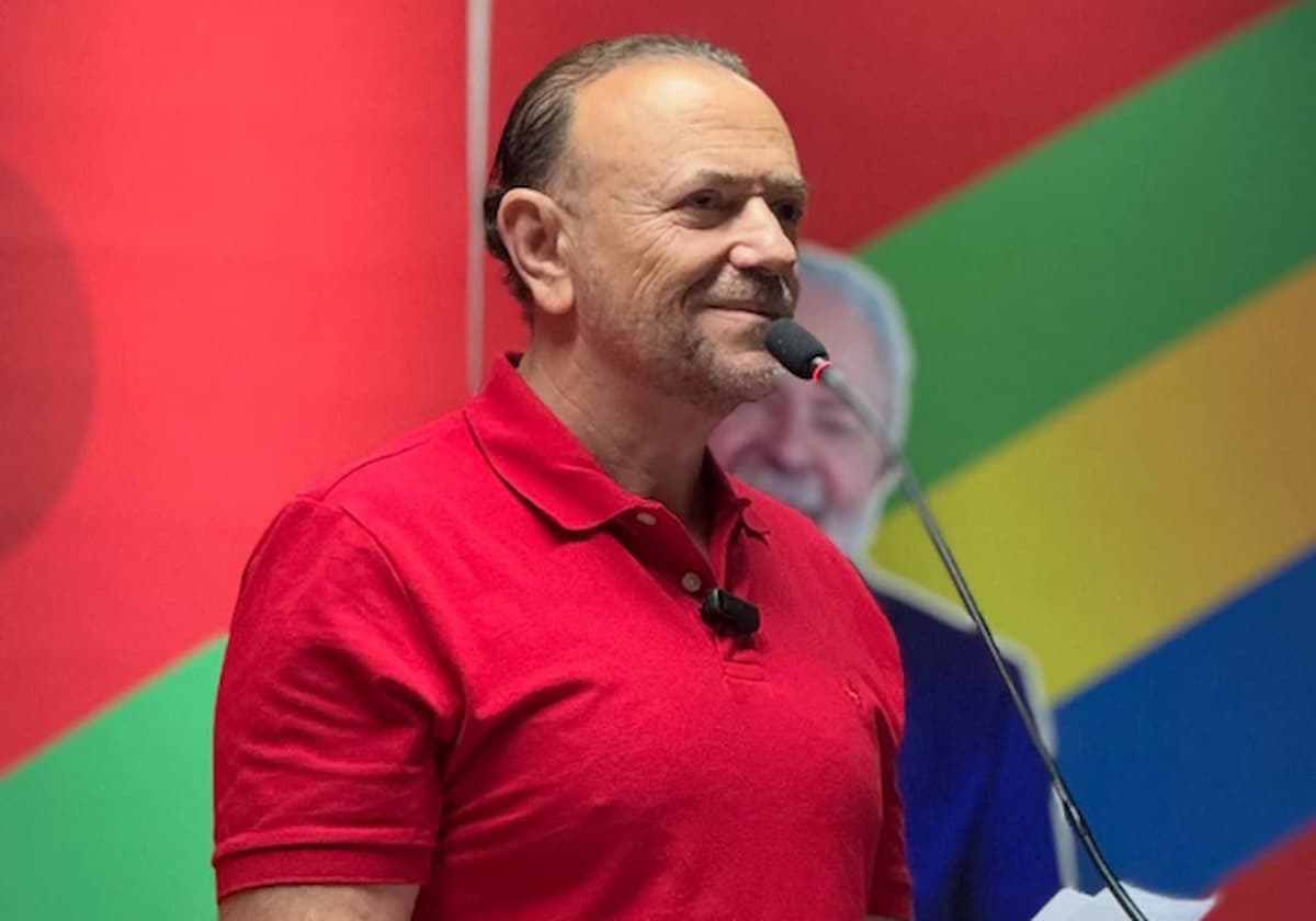 Apoiado por Lula, Edinho Silva é eleito presidente do PT até 2029