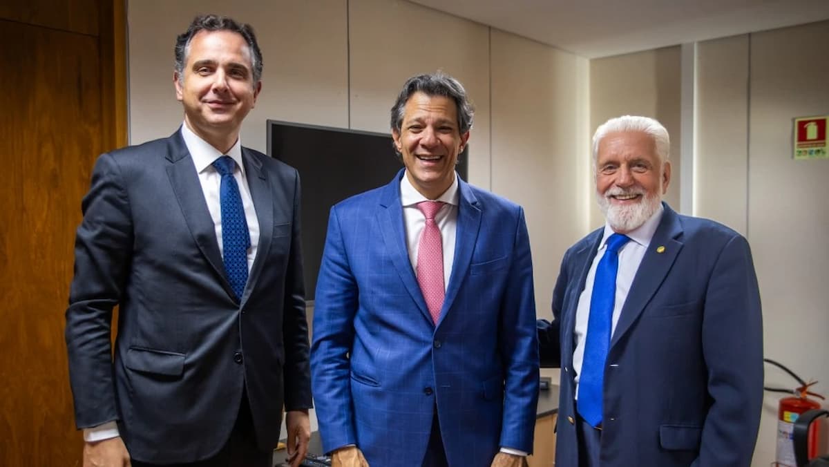 Pacheco se reúne com Haddad para viabilizar empréstimo de US$ 200 milhões ao BDMG