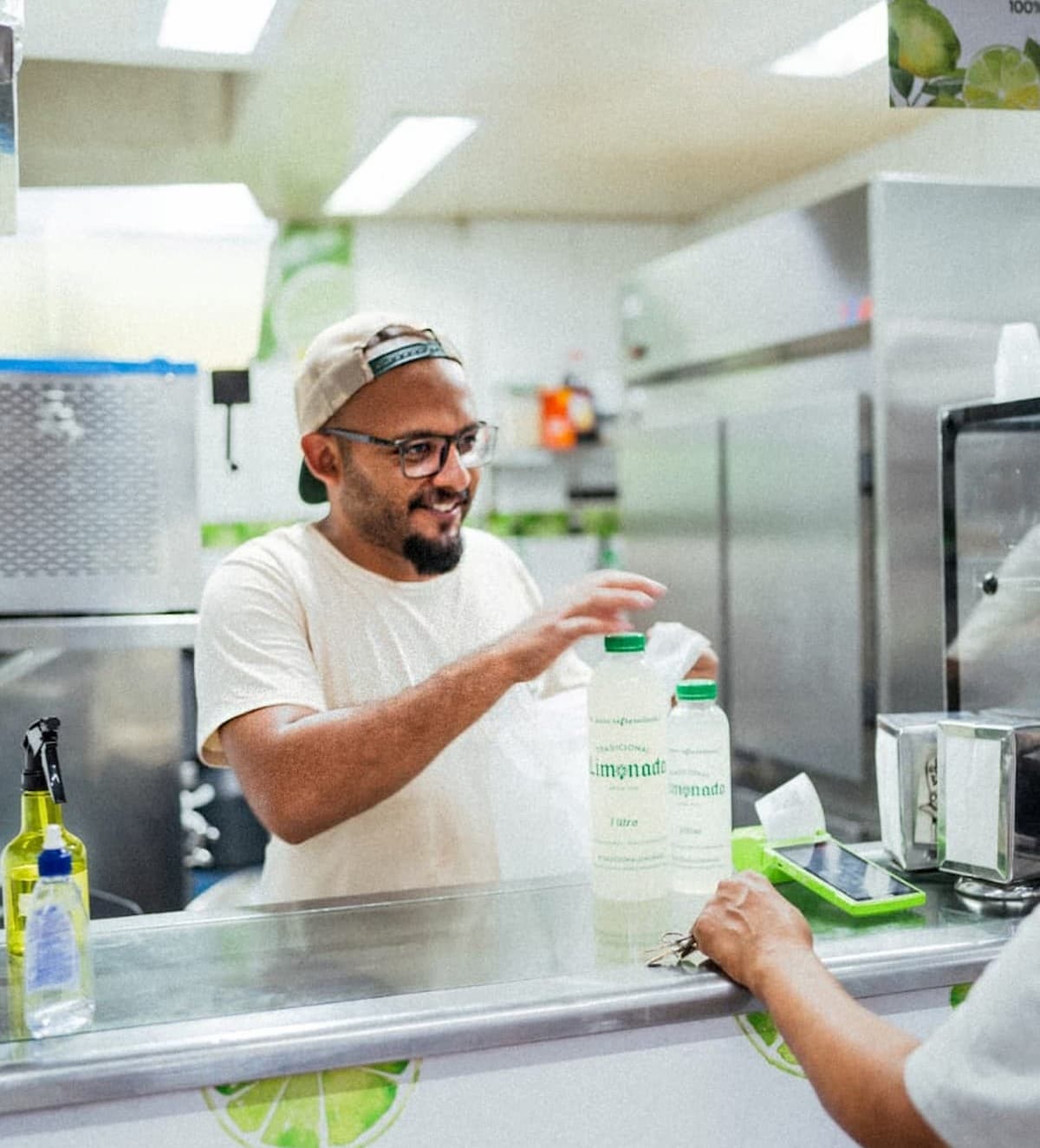 Tradicional Limonada reinaugura loja com ‘suco grátis’ e projeta receita 70% maior