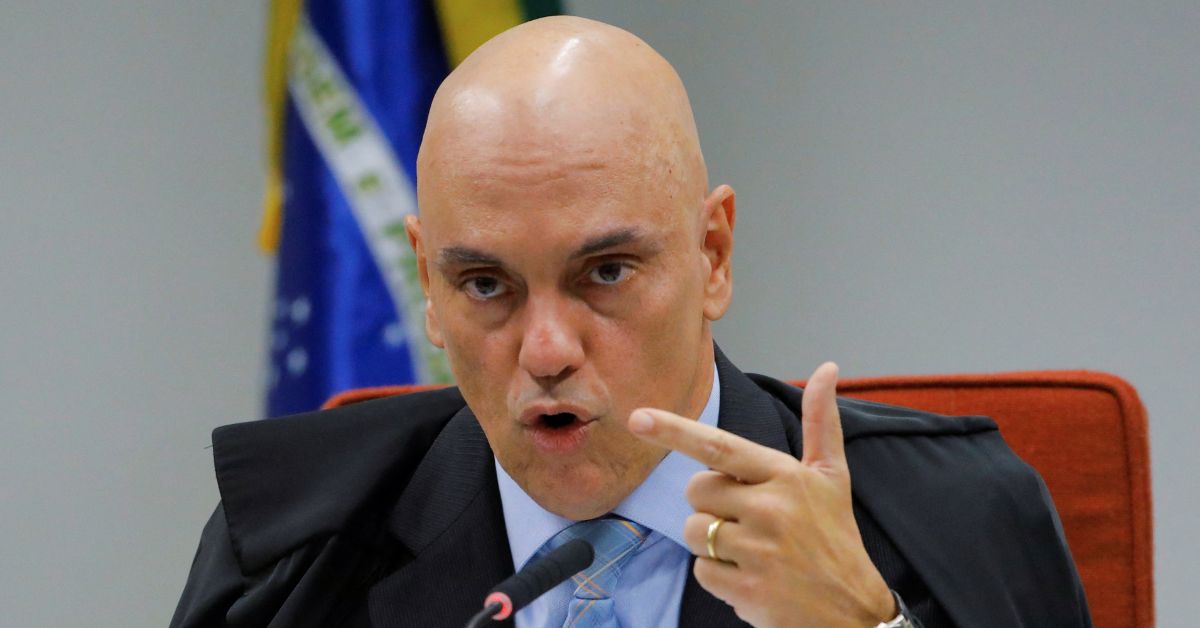 Moraes pede que AGU tome providências para extradição de Zambelli