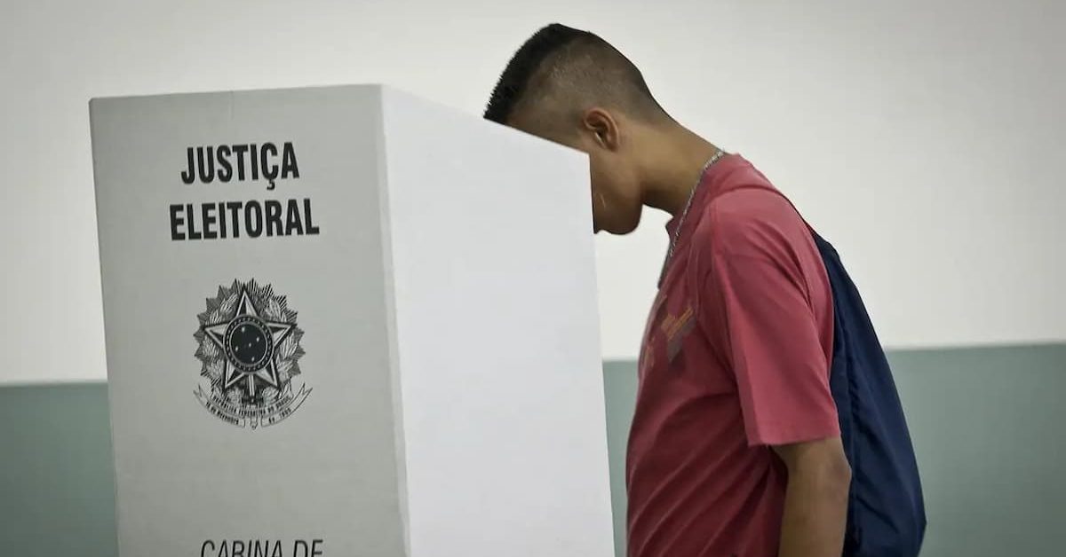 TSE e AGU vão lançar guia para orientar uso da inteligência artificial nas eleições de 2026