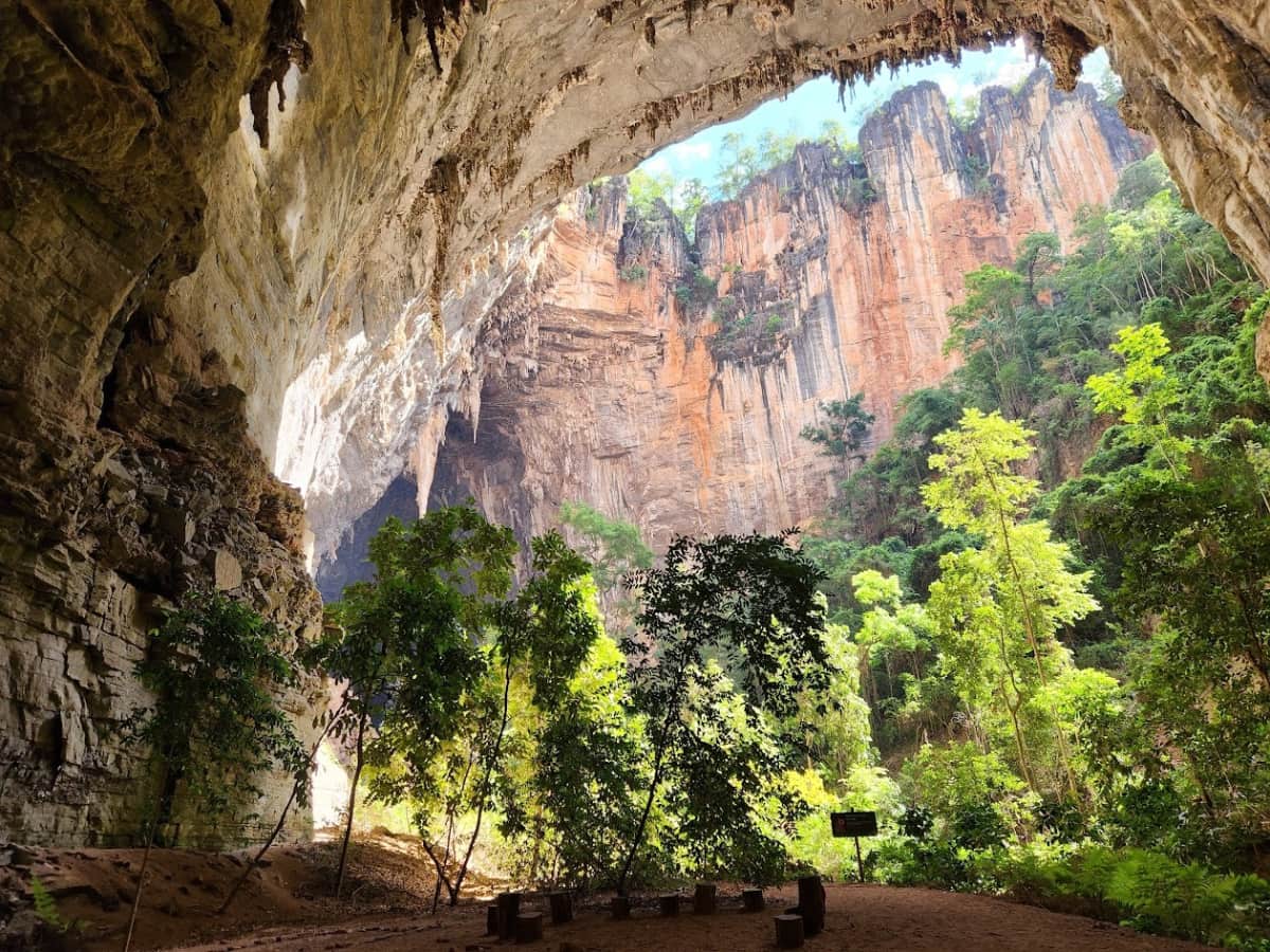 Vale do Peruaçu, no Norte de Minas, é reconhecido pela Unesco como Patrimônio Natural Mundial