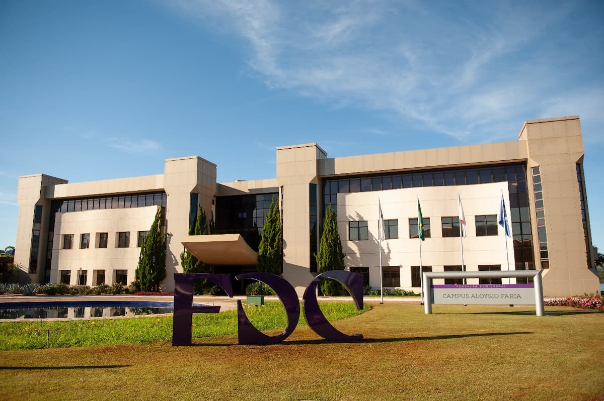 FDC lança metodologia integrada ao mercado para os cursos de Administração e Economia