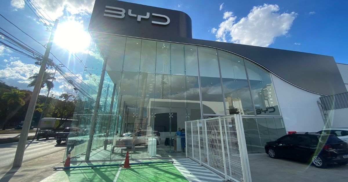 Carro elétrico da BYD foi o mais vendido no varejo em fevereiro