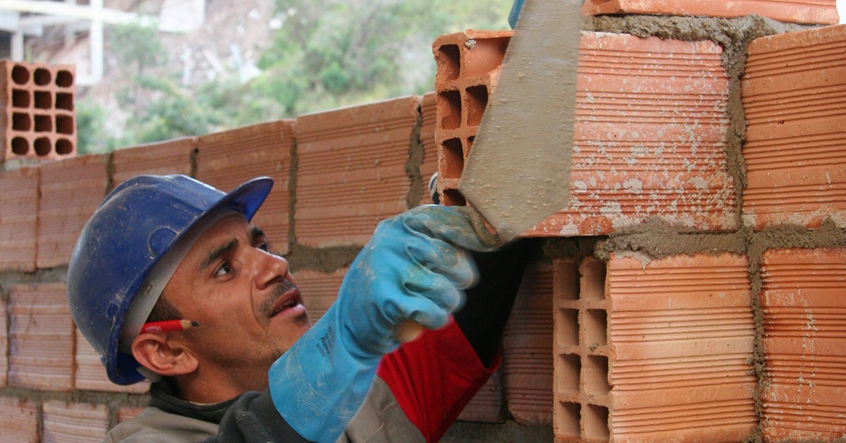 Materiais elevam custo da construção civil em Minas e setor teme impactos de tarifaço