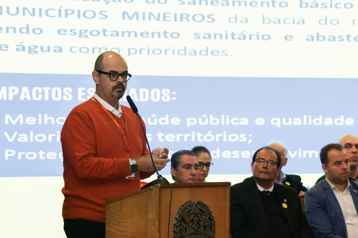 ‘Se Itamaraty não negociar com EUA, Minas terá prejuízos’, diz Mateus Simões