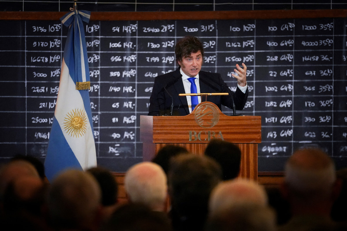 Trump avalia suspender necessidade de visto para argentinos em medida afável a Milei