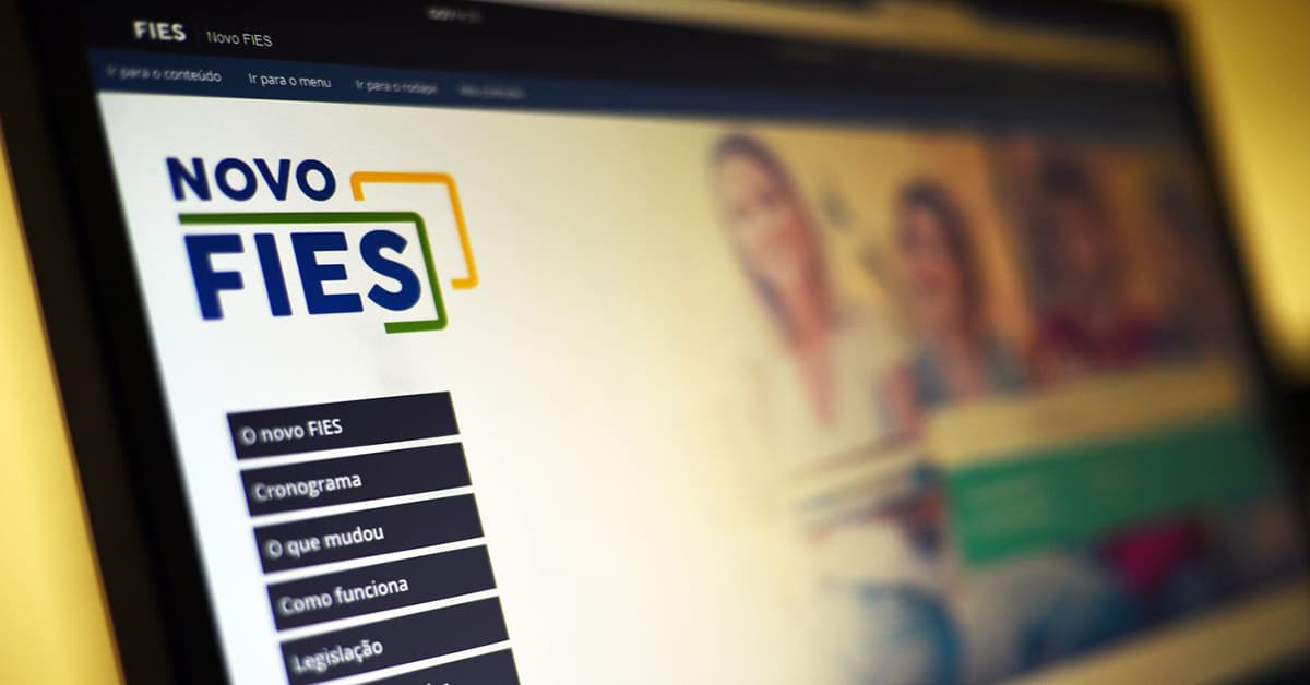 MEC anuncia revisão de dívidas do Fies; saiba como vai funcionar