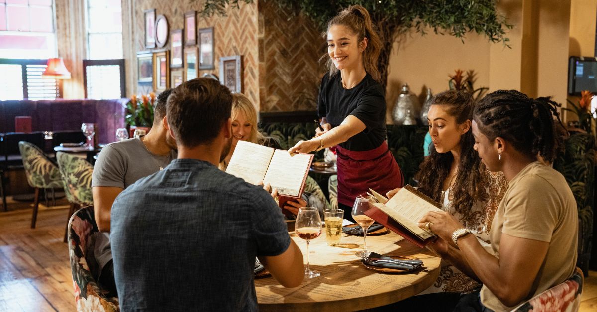 Como transformar o horário de pico em lucro e oportunidade no restaurante