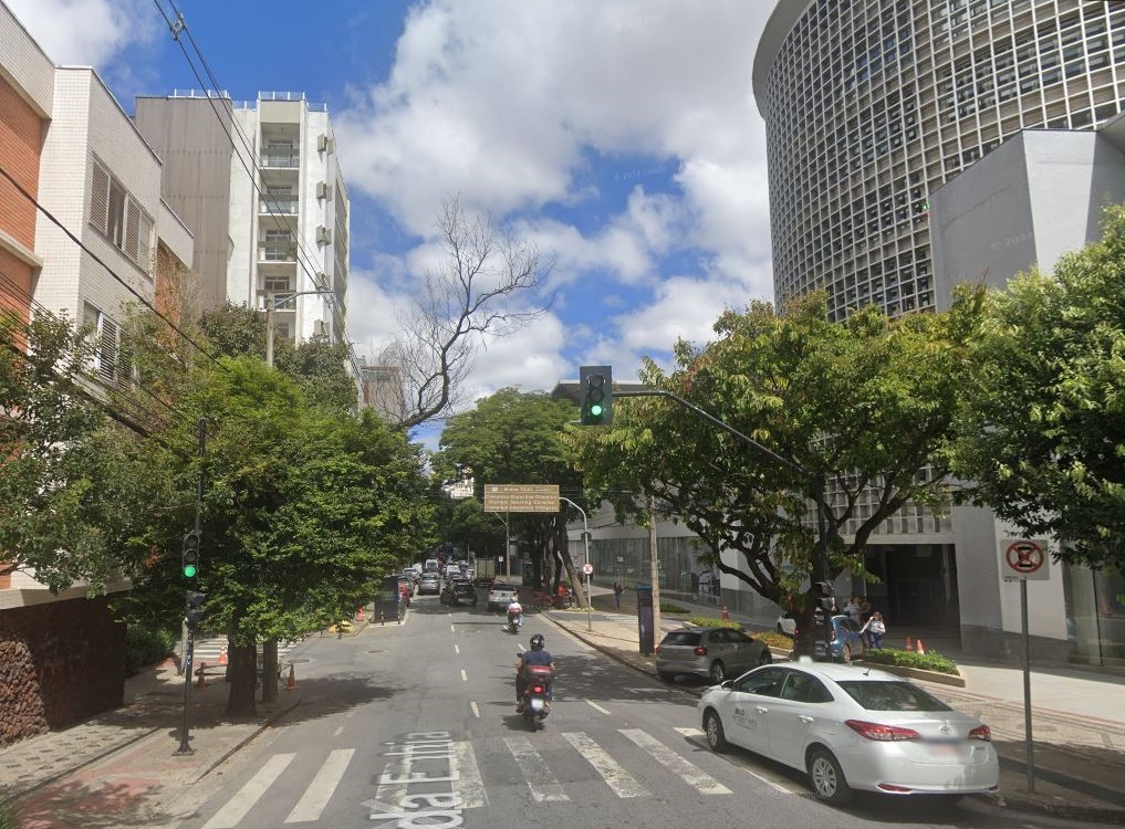Rua da Bahia, na Savassi, lidera ranking de ruas mais caras de BH em julho 