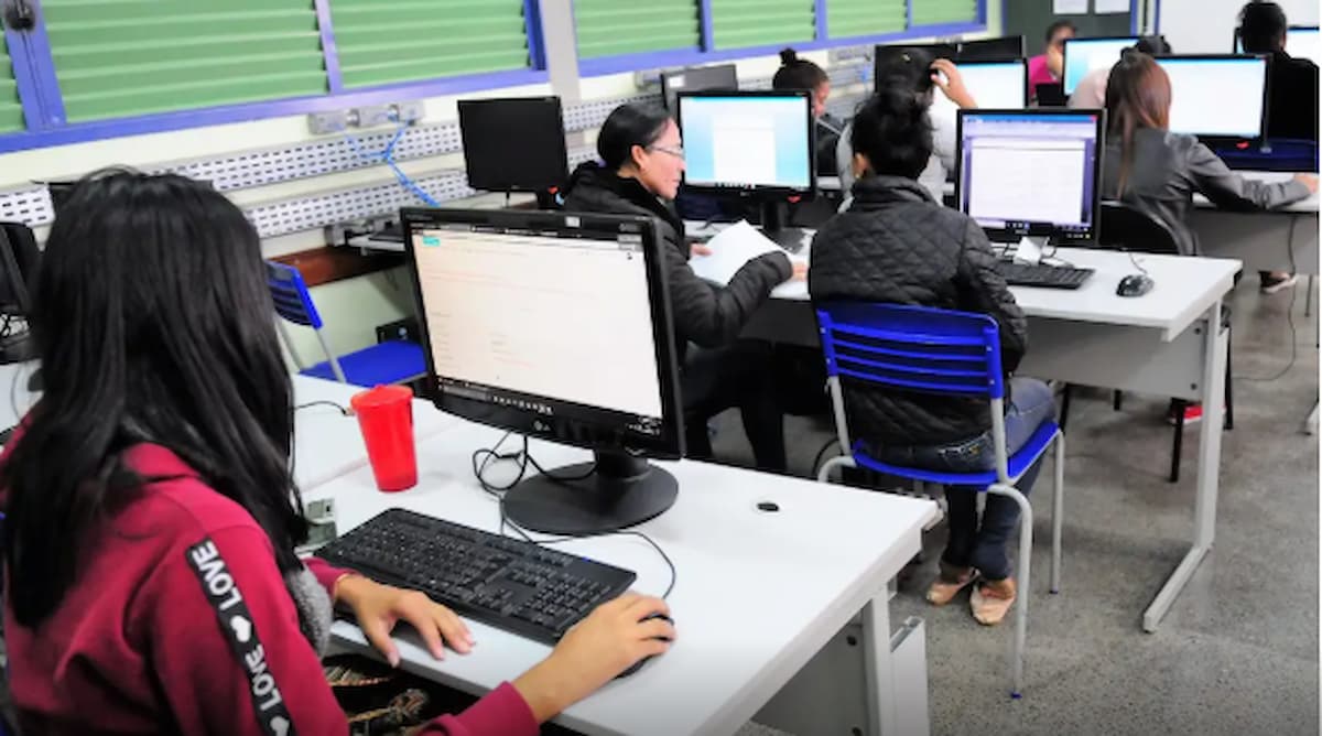 Cemig oferece curso gratuito de Educação Financeira para estudantes do ensino médio