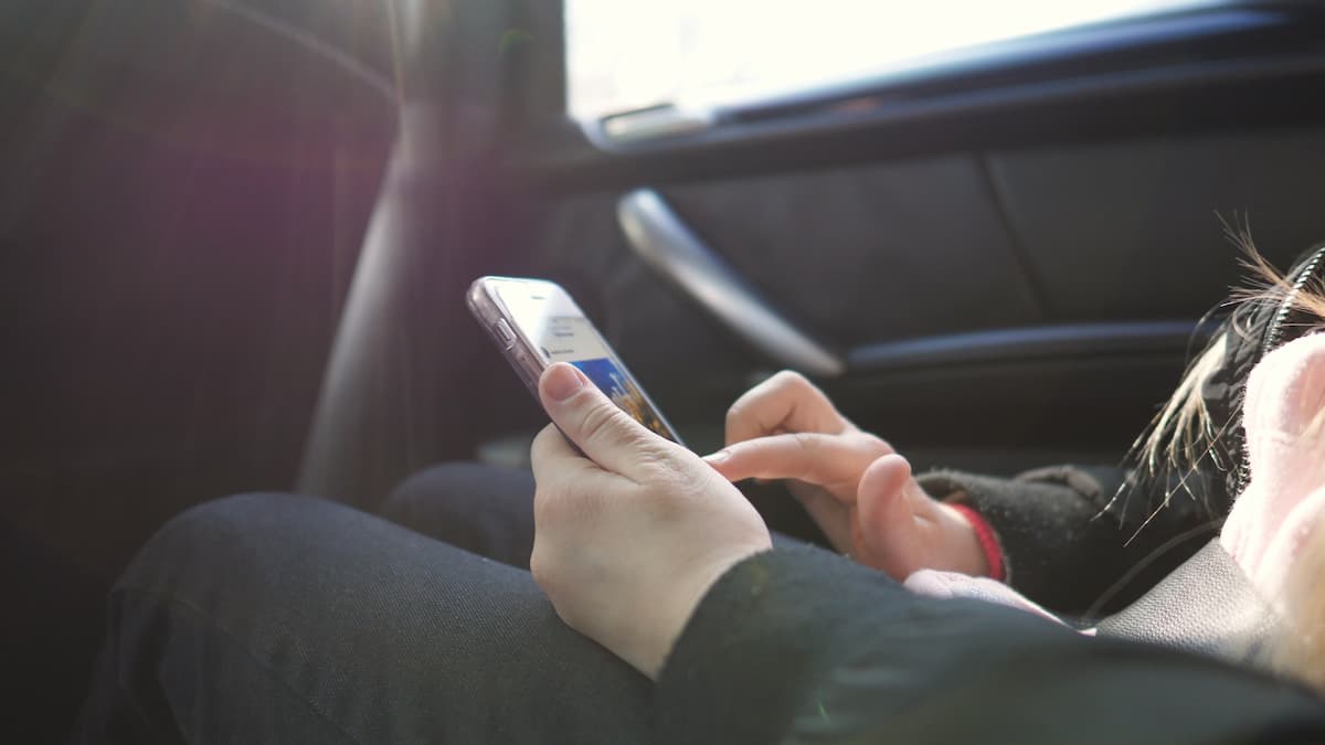 Brasileiros querem regras para ambientes digitais, revela pesquisa