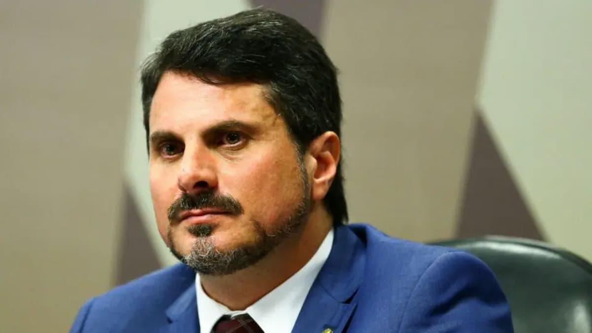 Senado oficializa afastamento de Marcos do Val por 115 dias