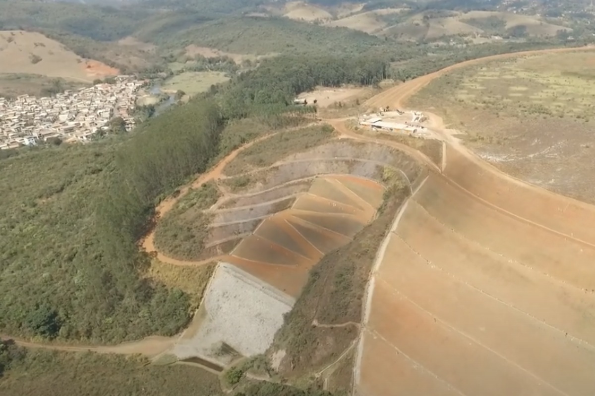 Licença de alteamento de barragem da Anglo American em Conceição do Mato Dentro é suspensa