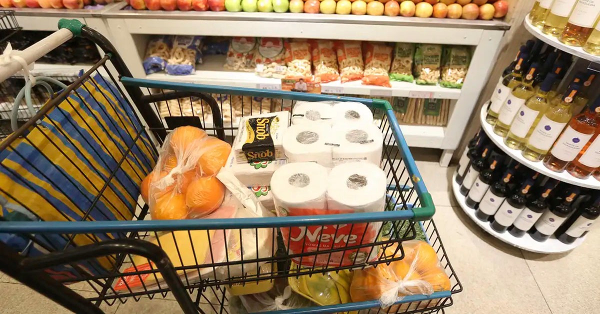 Varejo de alimentos cresce no primeiro semestre, mas volume de vendas cai
