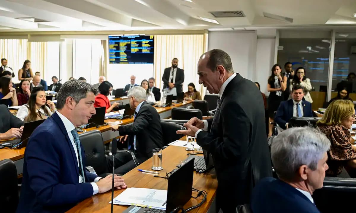 CCJ do Senado aprova novo código eleitoral com 900 artigos