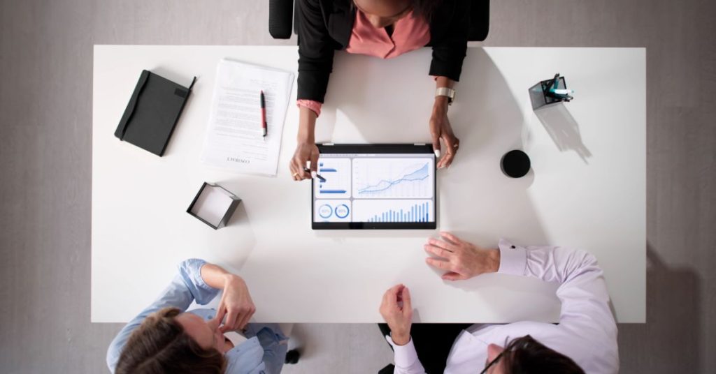 Profissional do setor financeiro e contabilidade.