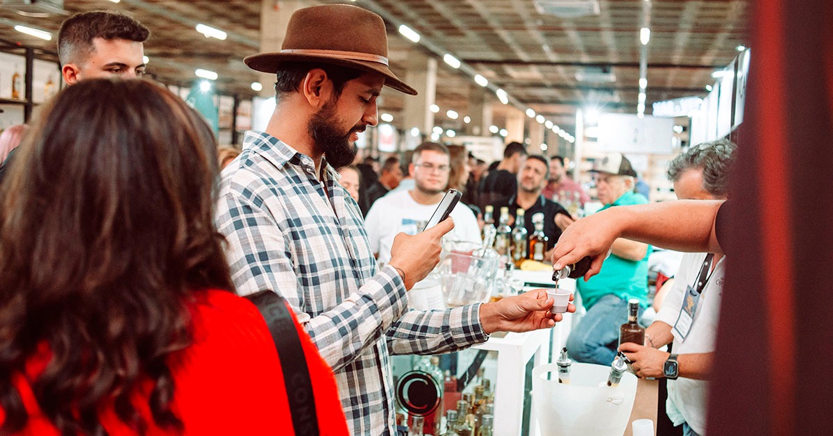 Maior edição da Expocachaça deve movimentar R$ 30 milhões em negócios 
