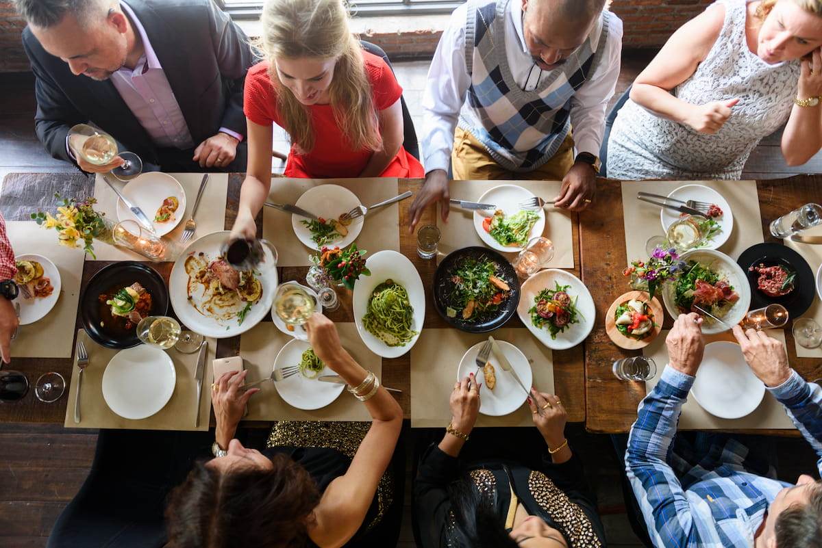 Dia dos Pais: restaurantes de BH esperam aumento de 30% no movimento neste ano; veja onde comemorar