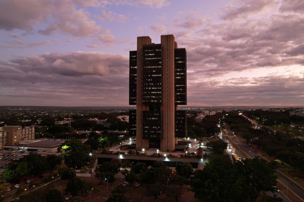Brasil registra déficit em conta corrente menor do que o esperado em agosto