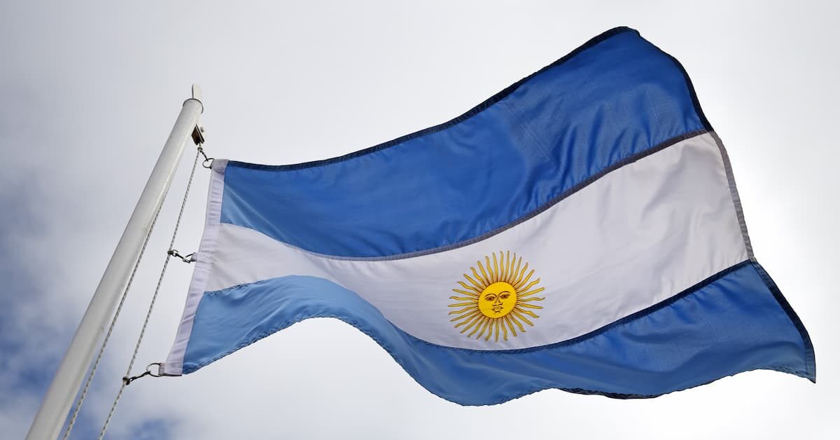 Pobreza na Argentina volta a subir e atinge 32,3% da população