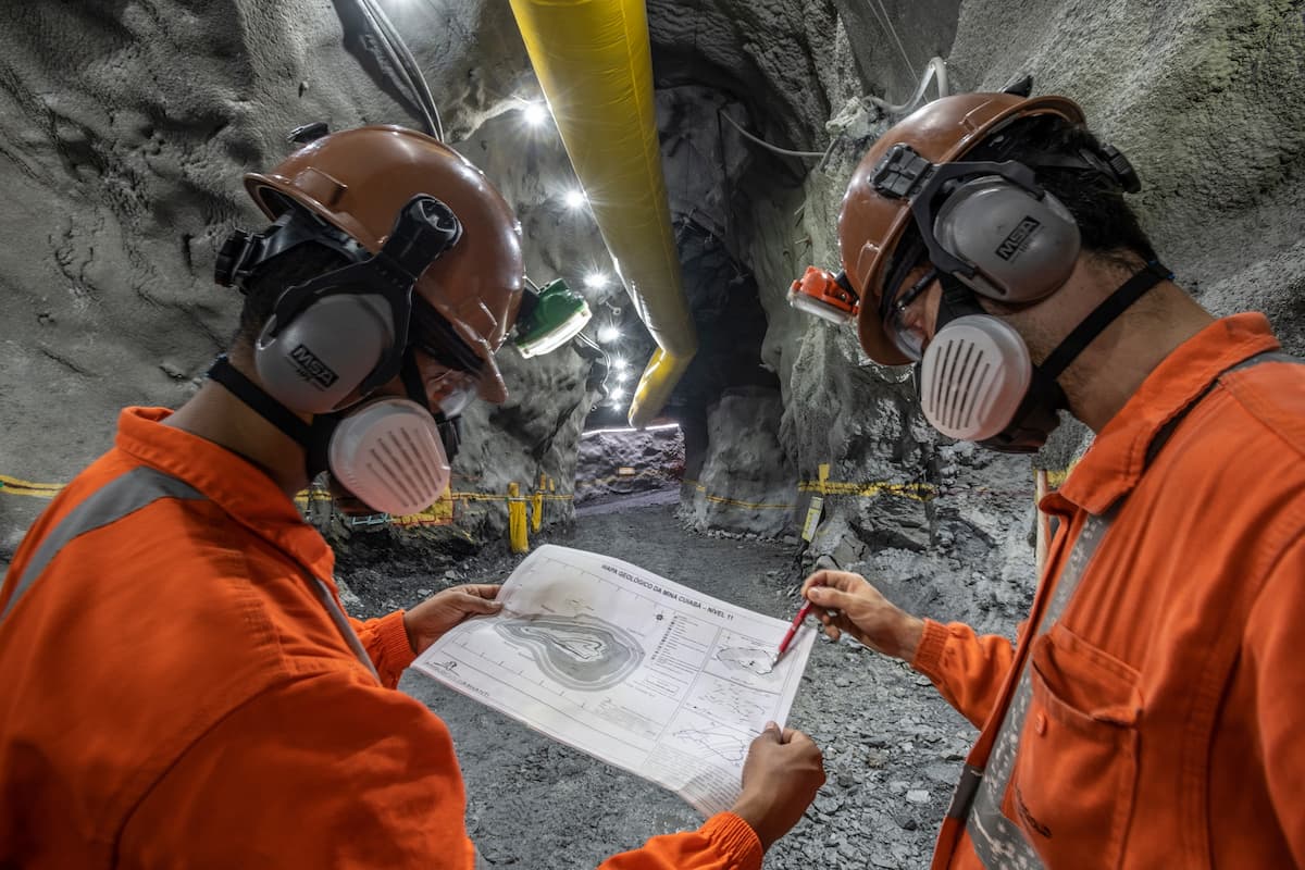AngloGold Ashanti abre 40 vagas em programa de qualificação para operação em mina em Sabará