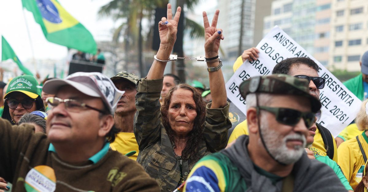 Apoiadores de Bolsonaro protestam por anistia no 7 de setembro em meio a julgamento do ex-presidente