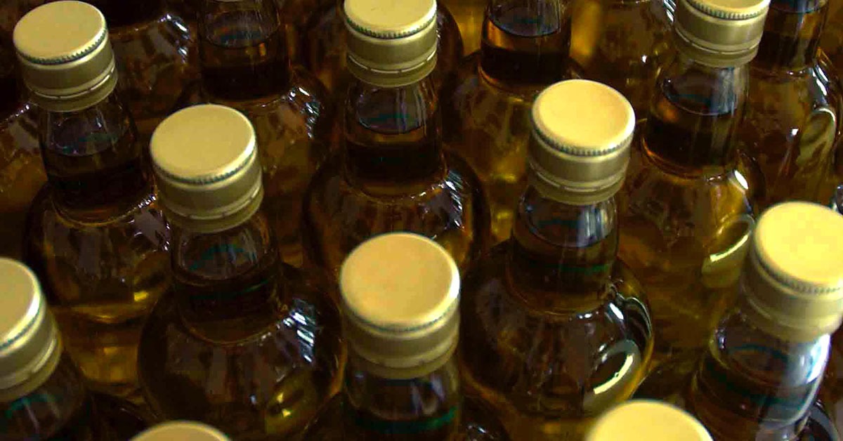 Intoxicação por metanol agrava pressão sobre o mercado de bebidas em Minas