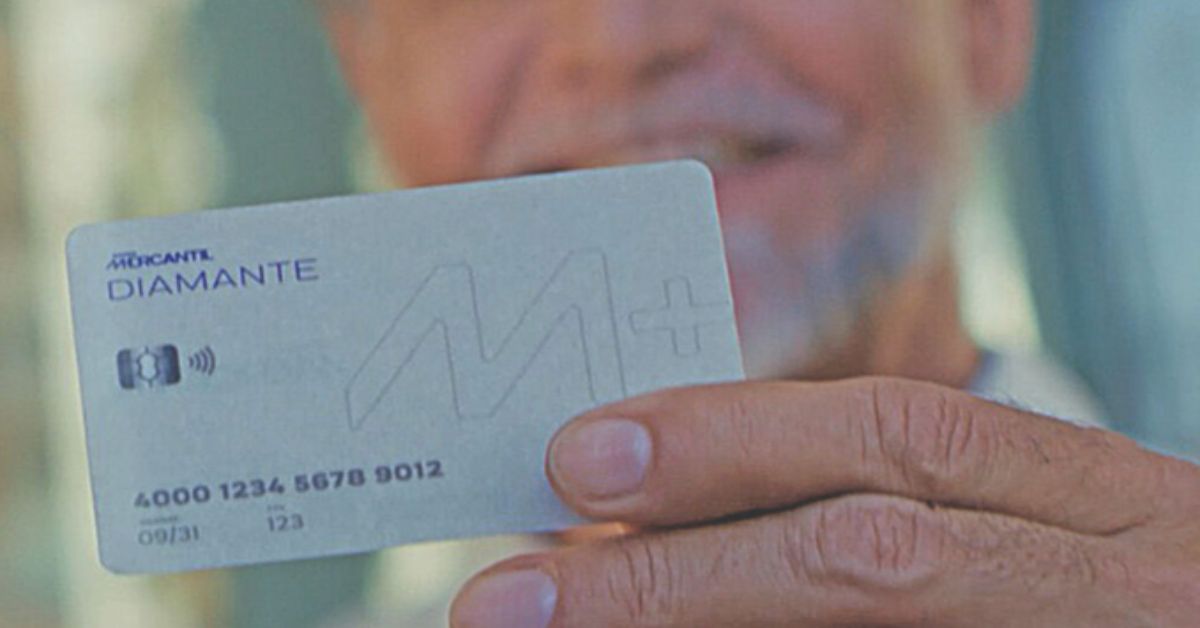 Banco Mercantil lança cartão consignado premium