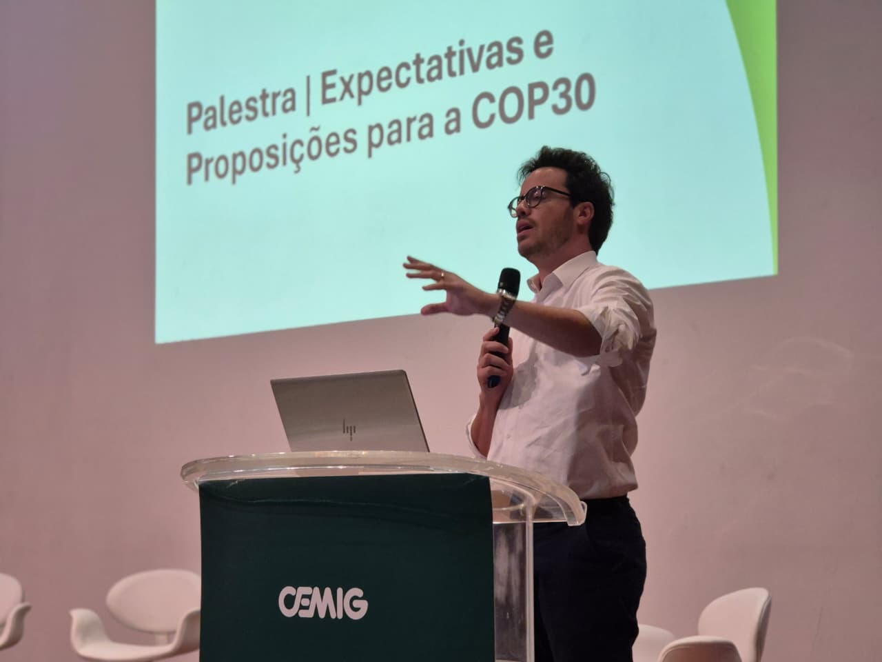 COP30 quer tirar promessas do papel e discutir adaptação climática