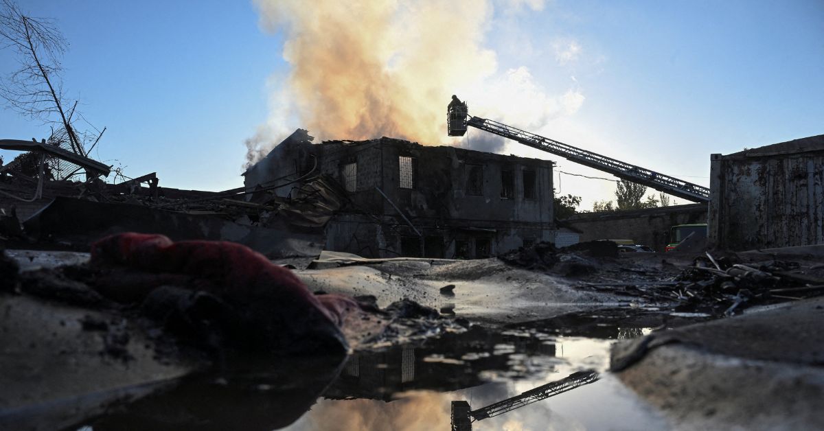 Rússia ataca Ucrânia com drones e mísseis na maior ofensiva desde o início da guerra