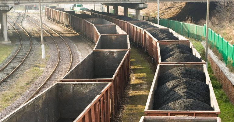 Do ferro ao lítio: o desafio de agregar valor na mineração