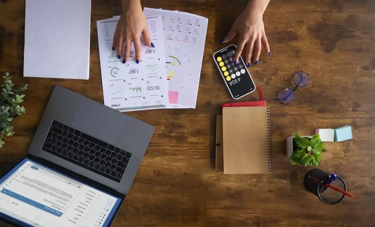 Quatro cursos on-line e gratuitos para dominar as finanças da sua pequena empresa