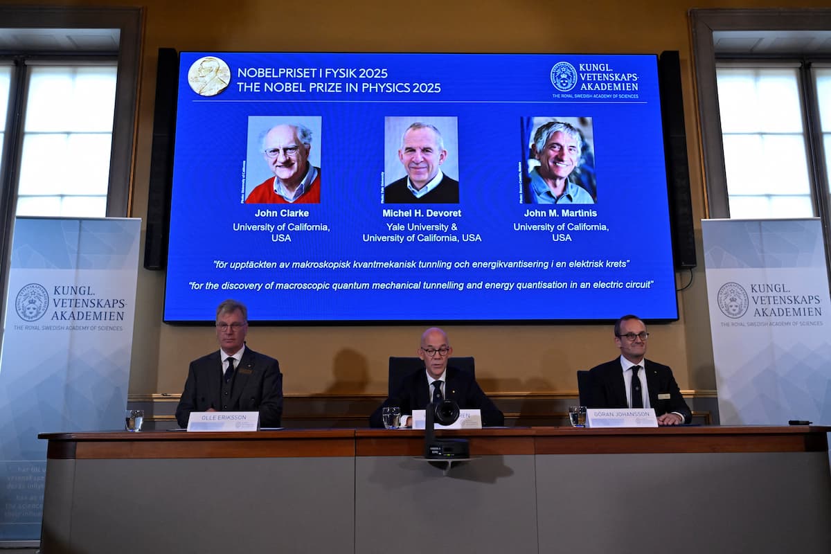 Prêmio Nobel de Física vai para pioneiros da mecânica quântica