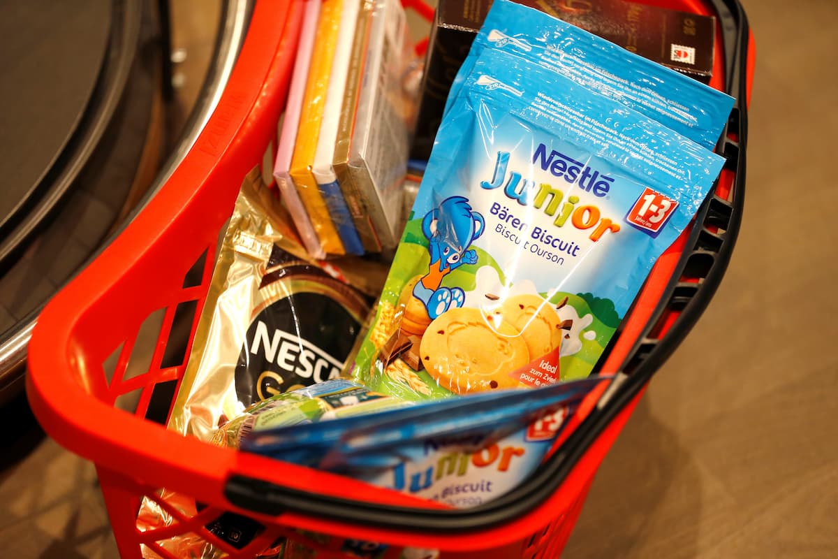 Nestlé anuncia corte de 16 mil empregos para acelerar redução de custos