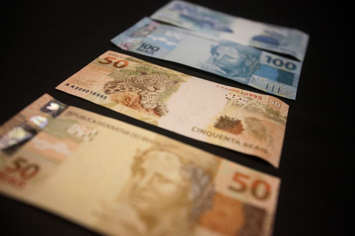 Concessões de empréstimo e estoque de crédito no Brasil têm alta em setembro, diz BC