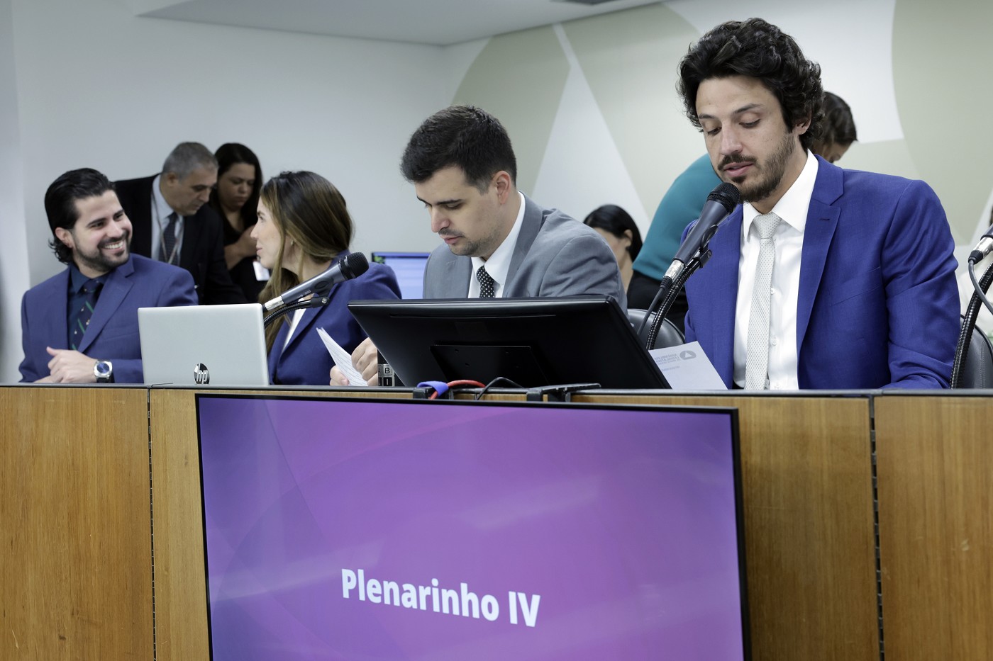 PEC que permite concessão de terras públicas a empresas estrangeiras é aprovada na ALMG