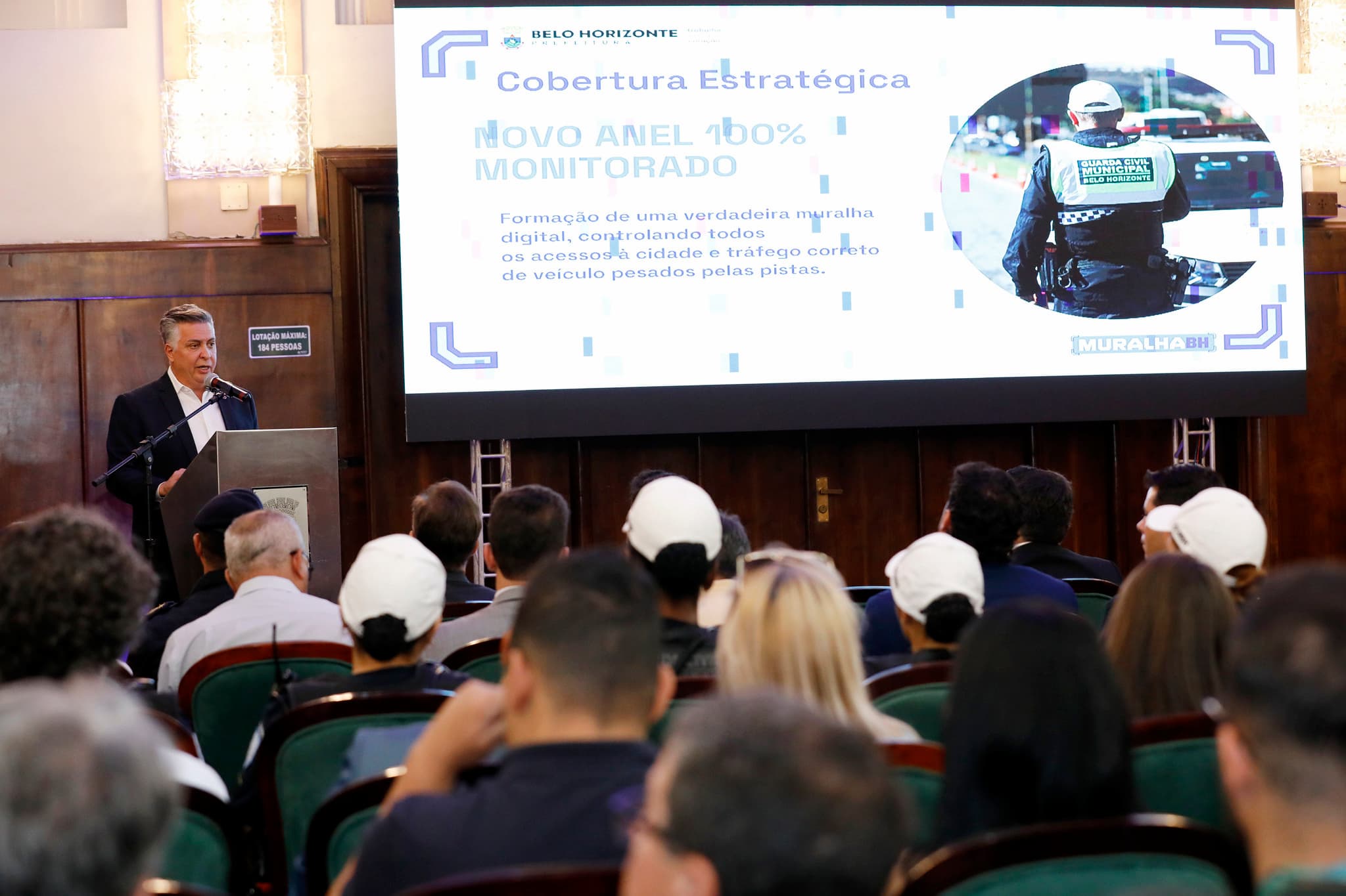 Cidade vigiada: BH terá câmeras de vigilância com reconhecimento facial e leitura de placas de carros