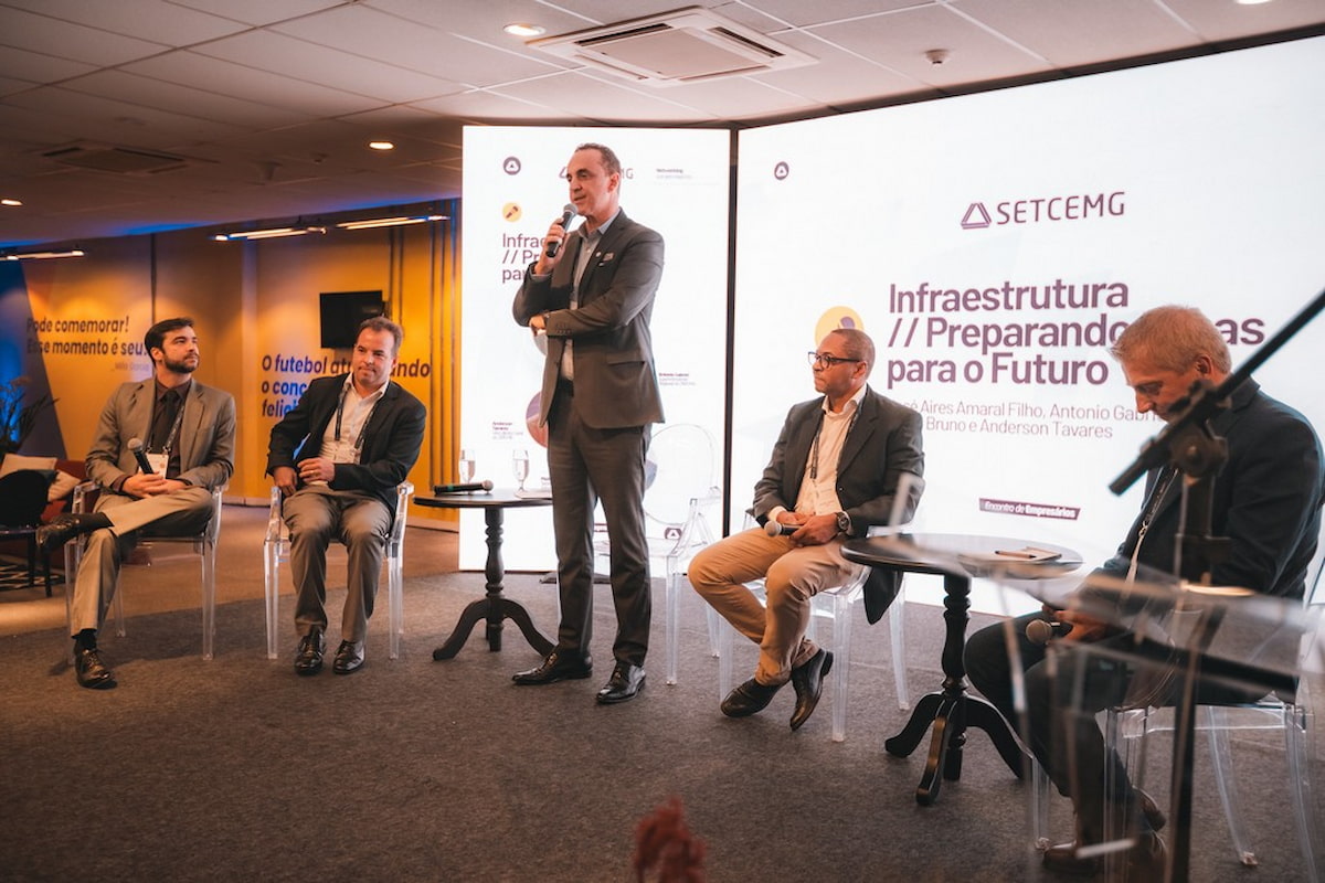 Minas discute futuro da infraestrutura em encontro de empresários